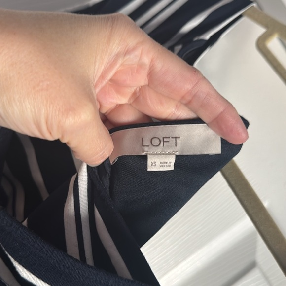 Cap sleeve navy striped dresss - Picture 2 of 4